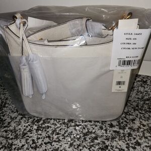 NWT Tory Burch Thea Large Tassel Shoulder Bag